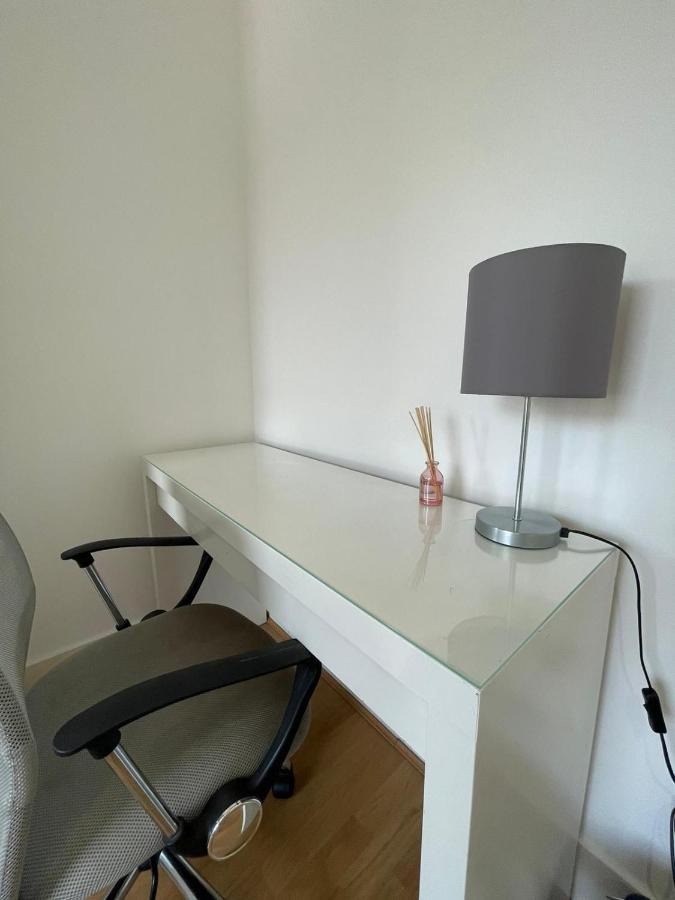 Amazing 3 Bedroom Flat Minutes From Tower Bridge London Exteriör bild
