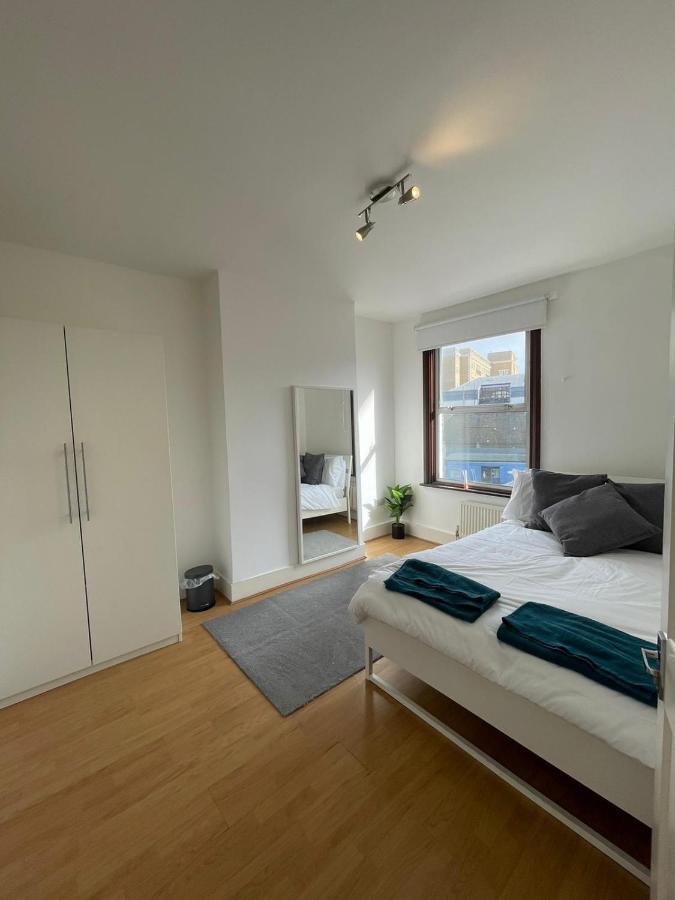 Amazing 3 Bedroom Flat Minutes From Tower Bridge London Exteriör bild